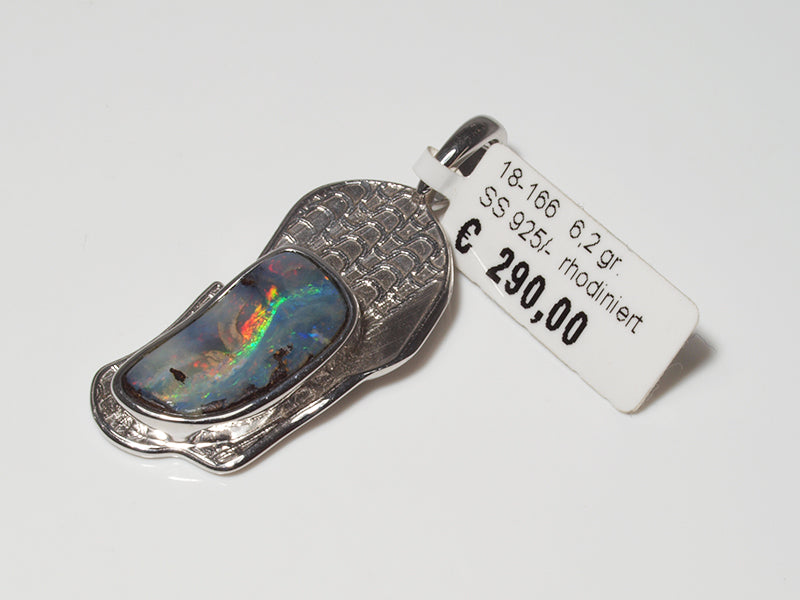 Opalschmuck, Silberschmuck, Anhänger aus Silber mit Boulder Opal aus Australien