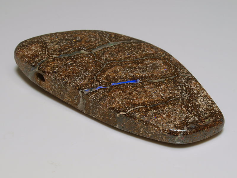 Boulder Opal Australien, Gebohrt für Opal Anhänger
