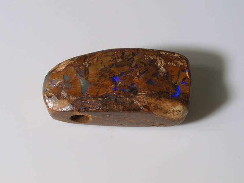 Boulder Opal Australien, Gebohrt für Opal Anhänger