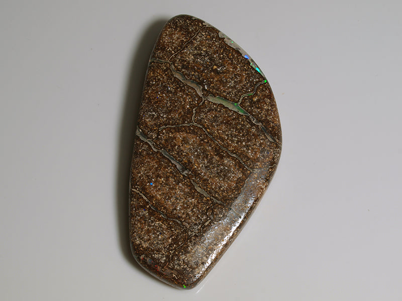 Boulder Opal Australien, Gebohrt für Opal Anhänger