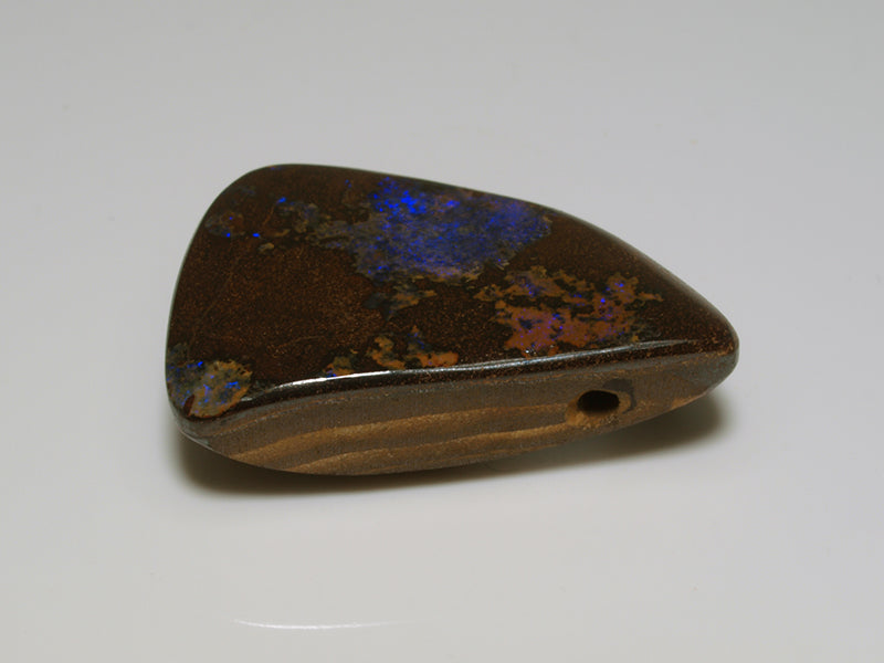 Boulder Opal Australien, Gebohrt für Opal Anhänger