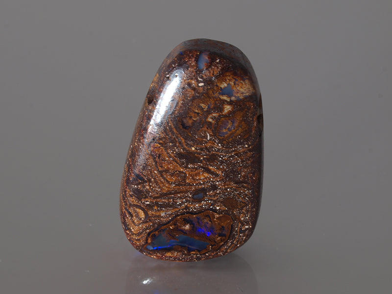 Boulder Opal Australien, Opal mit Bohrung für Opalanhänger