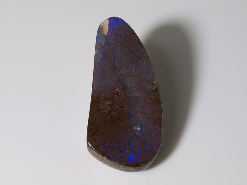 Boulder Opal Australien, Gebohrt für Opal Anhänger