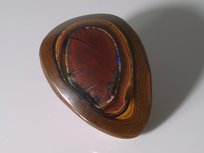 Boulder Opal Australien, Gebohrt für Opal Anhänger