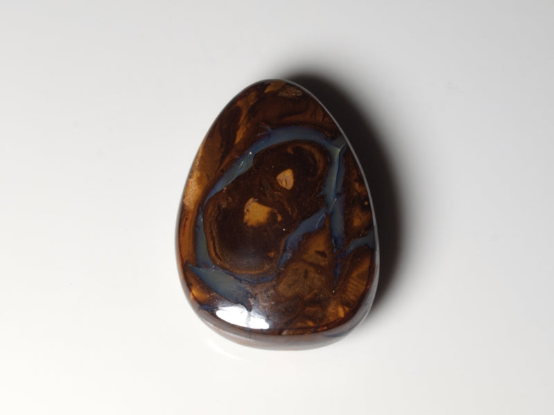 Boulder Opal aus Australien Gebohrt für Opalanhänger