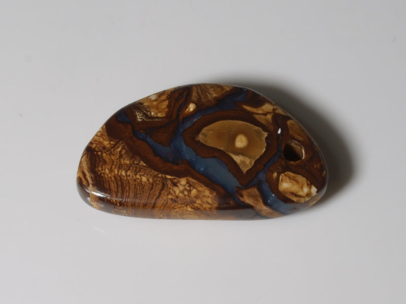 Opal aus Australien, Boulder-Opal, Gebohrt