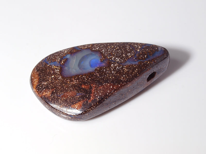 Opal Australien, Gebohrt für Opalanhänger