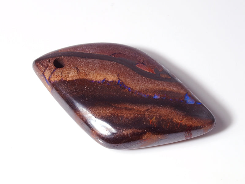 Opal Australien, Gebohrt für Opalanhänger