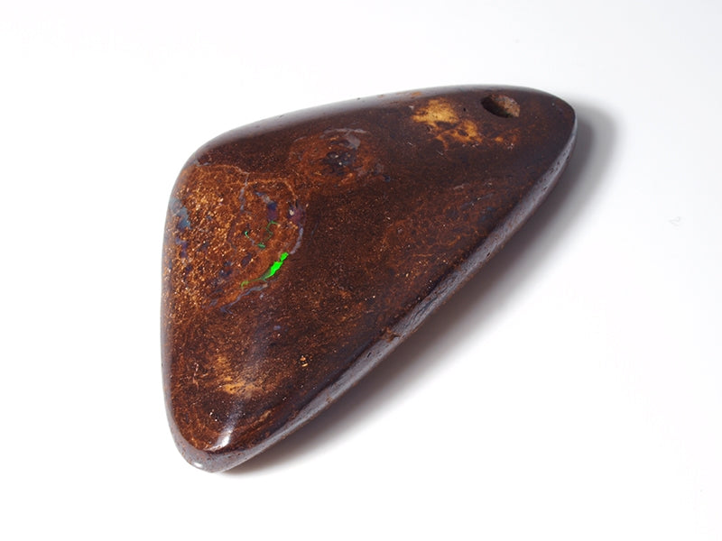 Opal Australien, Gebohrt für Opalanhänger