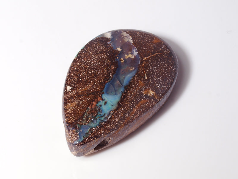 Opal Australien, Gebohrt für Opalanhänger