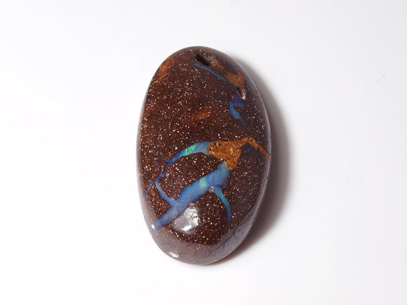 Opal Australien, Gebohrt für Opalanhänger