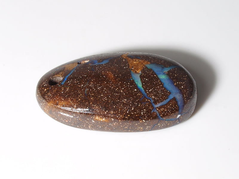 Opal Australien, Gebohrt für Opalanhänger
