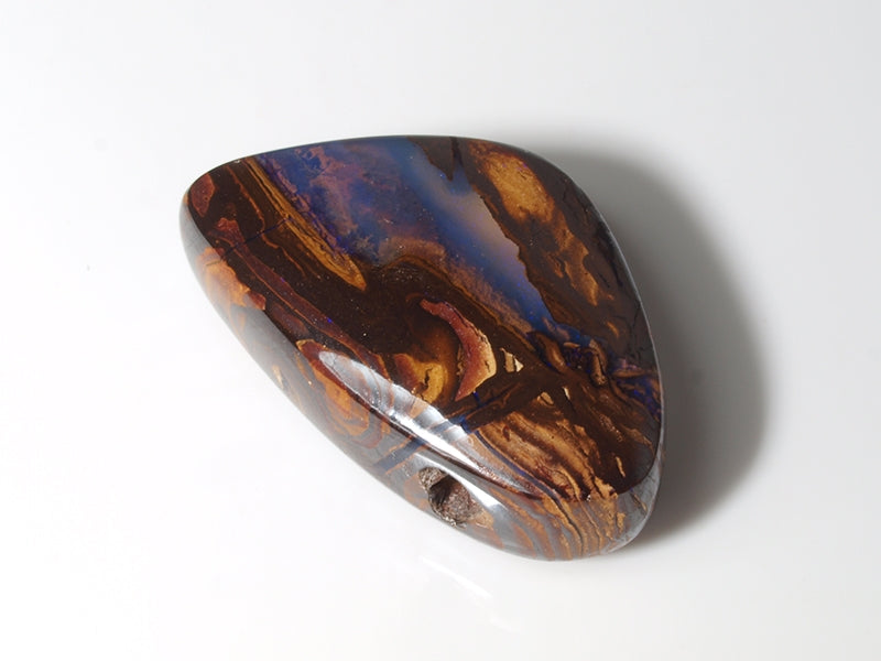 Opal Australien, Gebohrt für Opalanhänger
