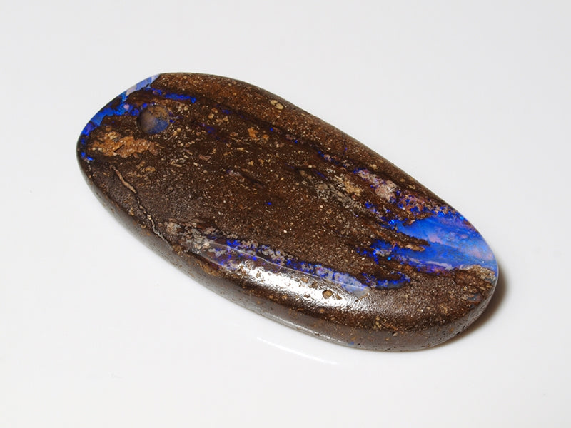 Opal Australien, Gebohrt für Opalanhänger