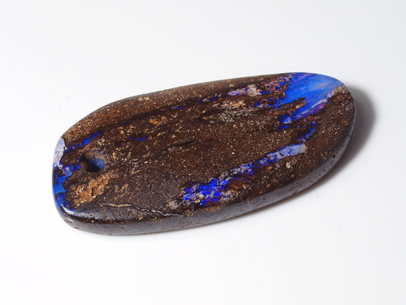 Opal Australien, Gebohrt für Opalanhänger