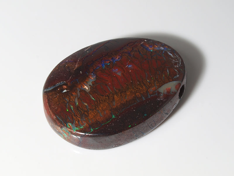Opal Australien, Gebohrt für Opalanhänger
