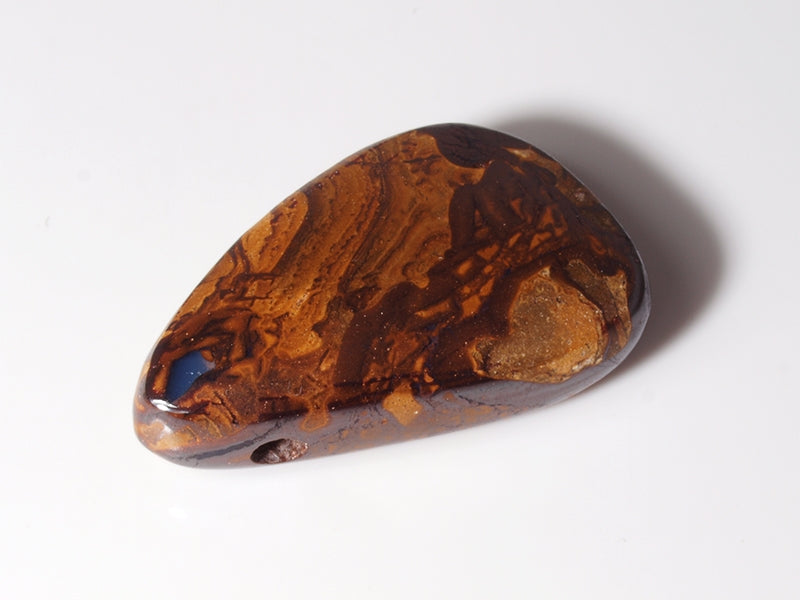 Opal Australien, Gebohrt für Opalanhänger