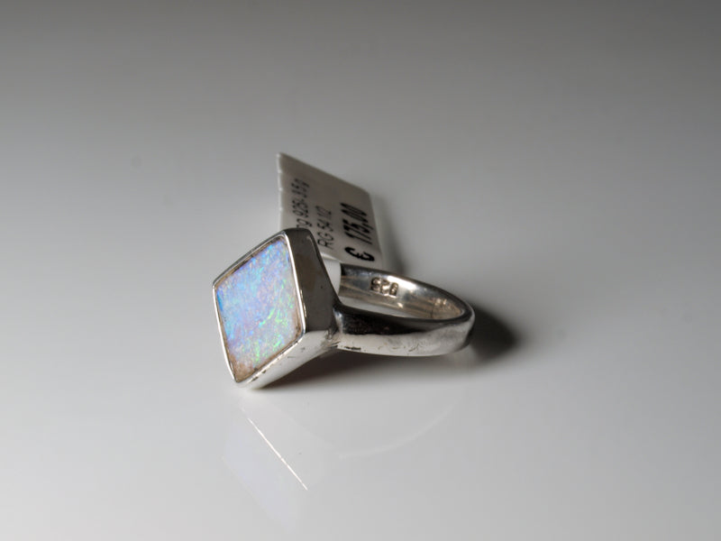 Opal Silberschmuck, Ring aus Silber mit Opal aus Australien