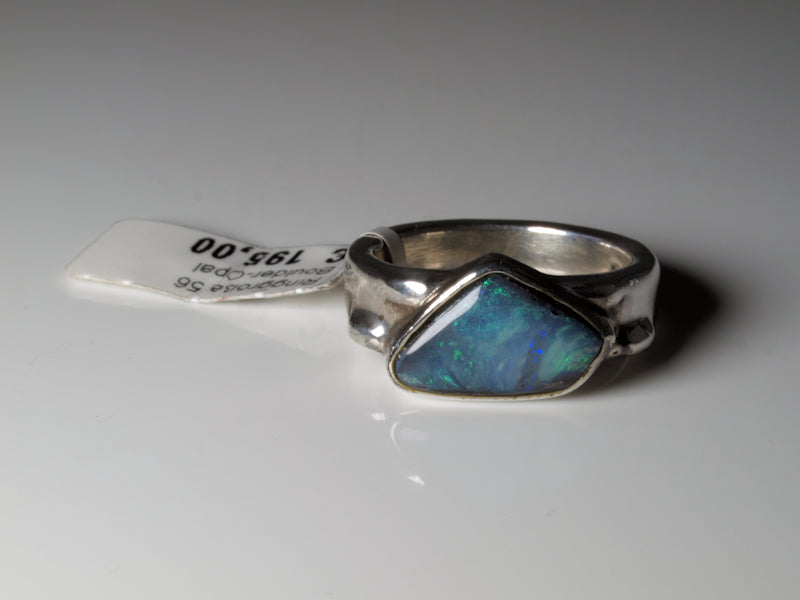 Opal Silberschmuck, Ring aus Silber mit Opal aus Australien