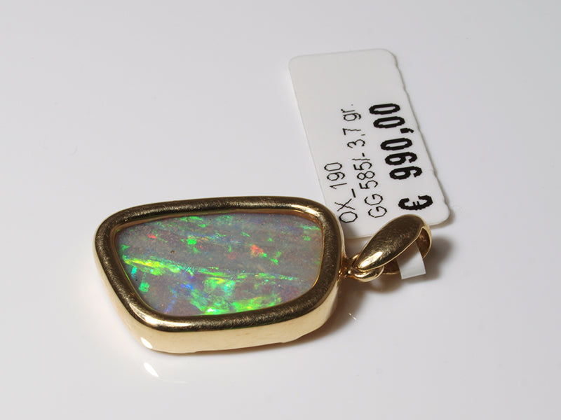 Opalschmuck, Goldschmuck, Anhänger aus Gold mit Opal aus Australien