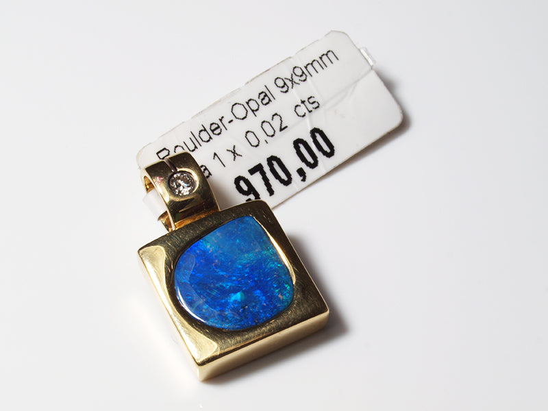 Opalschmuck, Goldschmuck, Anhänger aus Gold mit Opal aus Australien