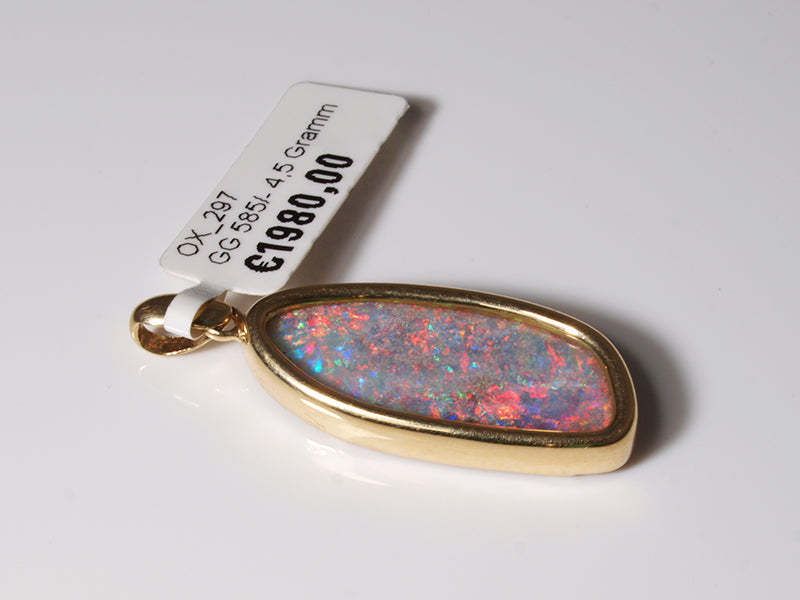 Opalschmuck aus Gold, Anhänger mit Opal aus Australien