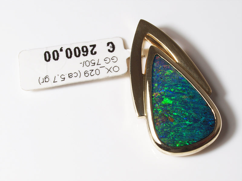 Opalschmuck, Anhänger aus Gold mit Boulderopal