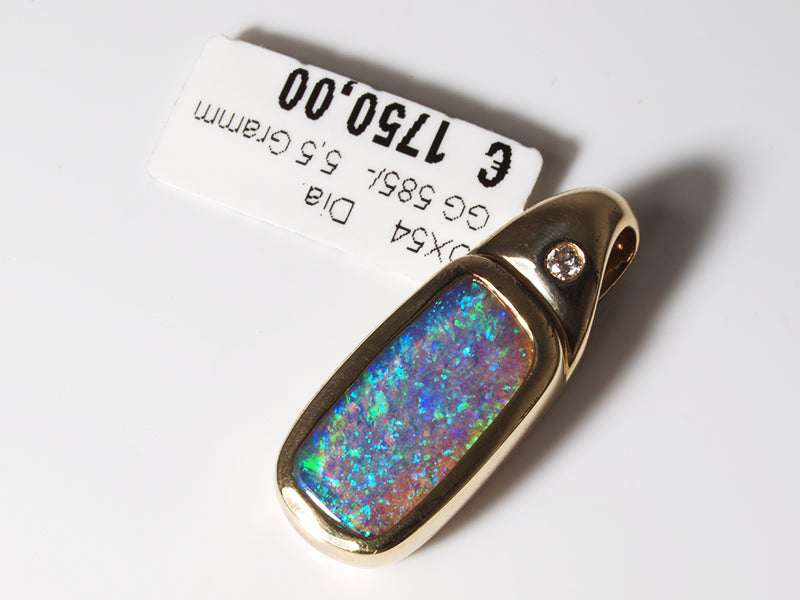Opalschmuck, Anhänger aus Gold mit Boulder Opal