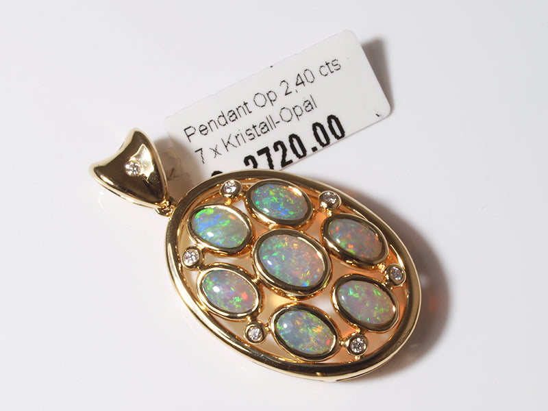 Opalschmuck, Anhänger aus Gold mit Kristallopal und Diamant
