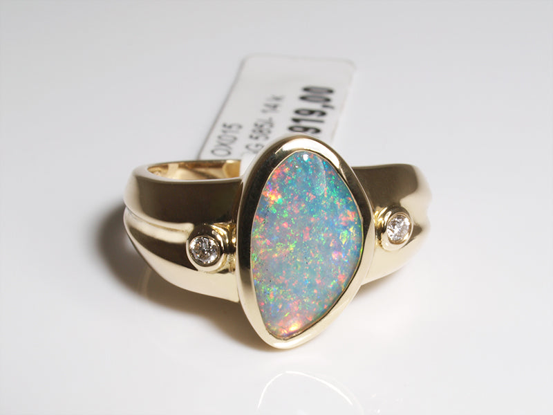 Opalschmuck, Opalring aus Gold mit Kristallopal aus Australien
