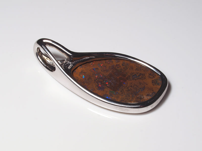 Opalschmuck - Anhänger aus Silber mit Boulder-Matrix-Opal