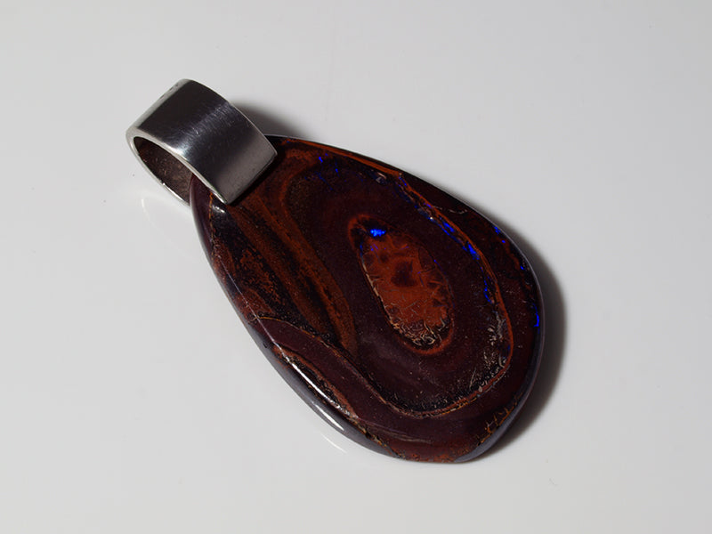 Opalschmuck, Opalanhänger mit Boulder Opal aus Australien