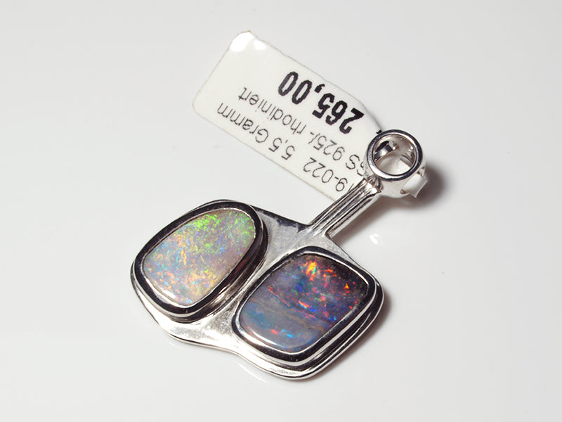 Opalschmuck, Anhänger aus Silber mit Boulder-Opal aus Australien
