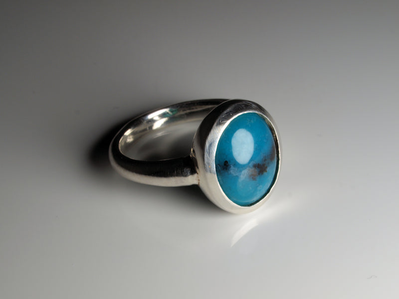 Ring aus Silber mit Opal aus Australien
