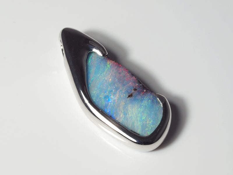 Opalschmuck - Anhänger aus Silber mit Boulder-Opal