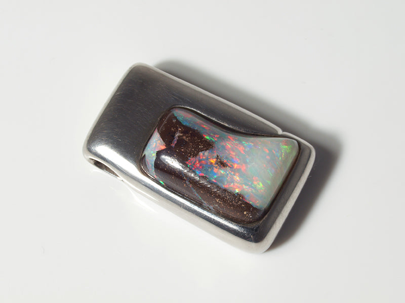 Opalschmuck - Opalanhänger aus Silber mit Boulder Opal