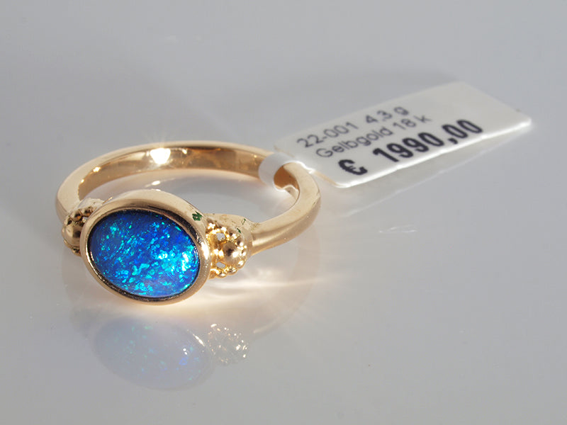 Opalschmuck - Opalring aus Gold mit Schwarzopal aus Australien