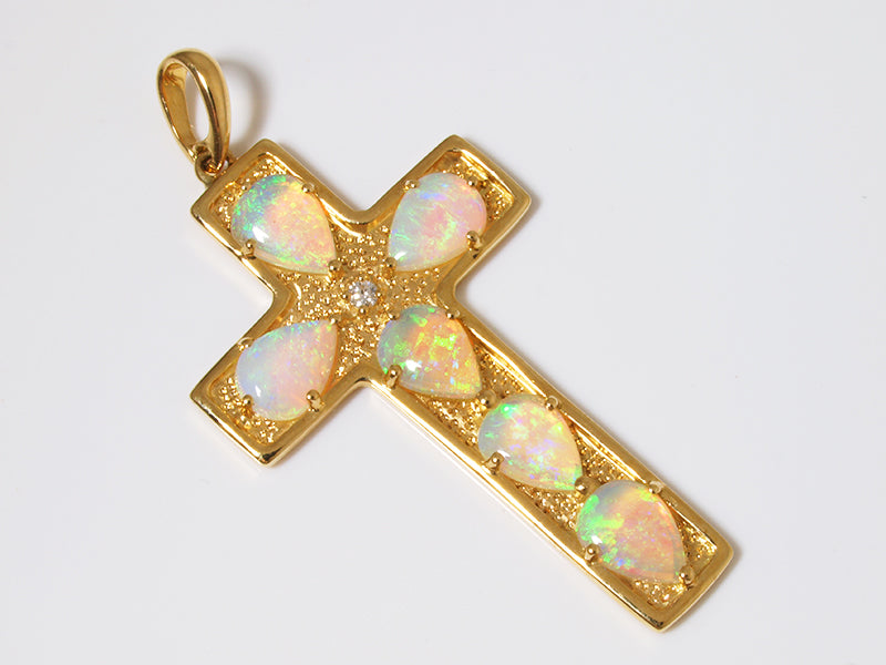 Opalschmuck - Goldschmuck, Anhänger aus Gold mit Kristallopal und Diamant
