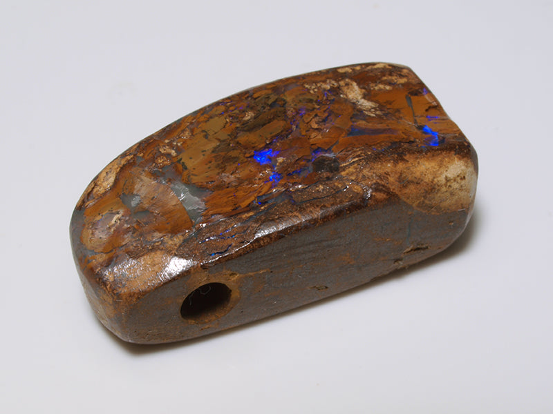 Boulder Opal Australien, Gebohrt für Opal Anhänger