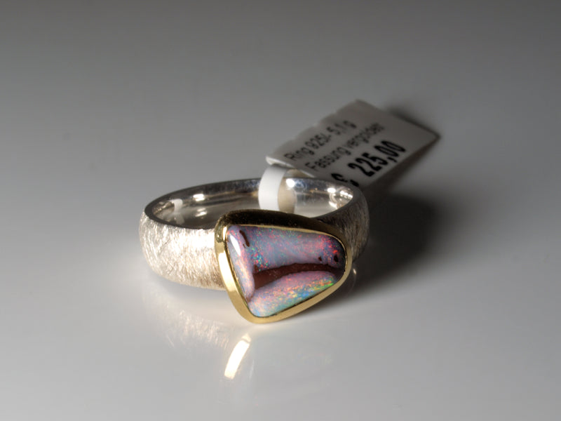 Opal Silberschmuck, Ring aus Silber mit Opal aus Australien