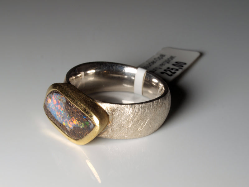 Opal Silberschmuck, Ring aus Silber mit Opal aus Australien