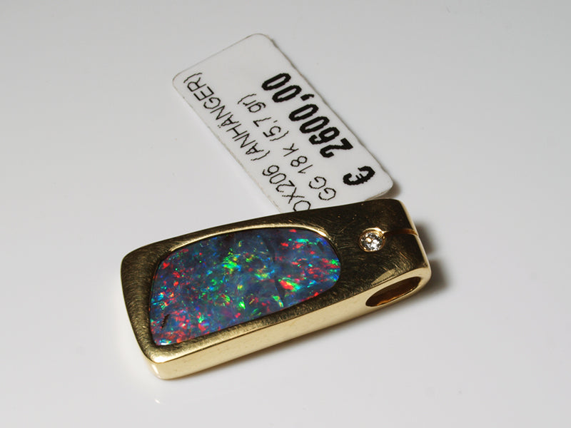 Opalschmuck, Anhänger aus Gold mit Opal aus Australien