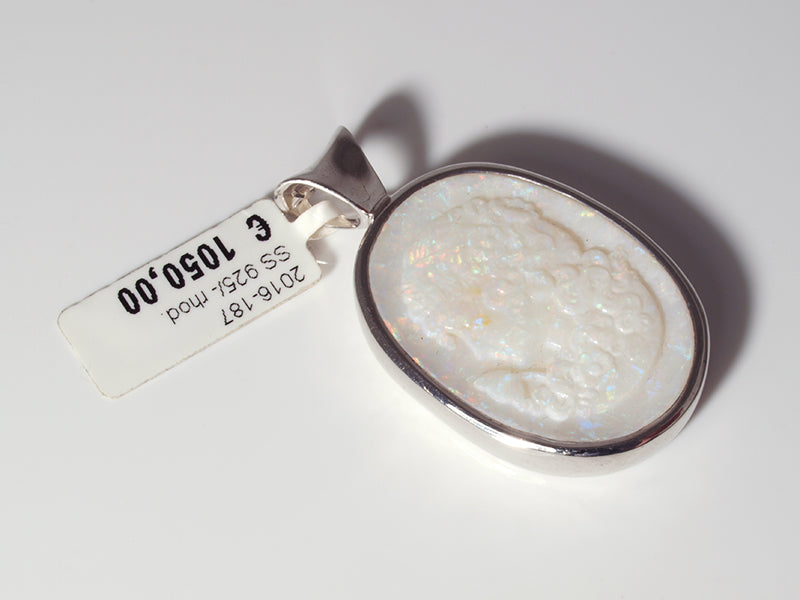 Opalanhänger aus Silber mit Opal aus Australien