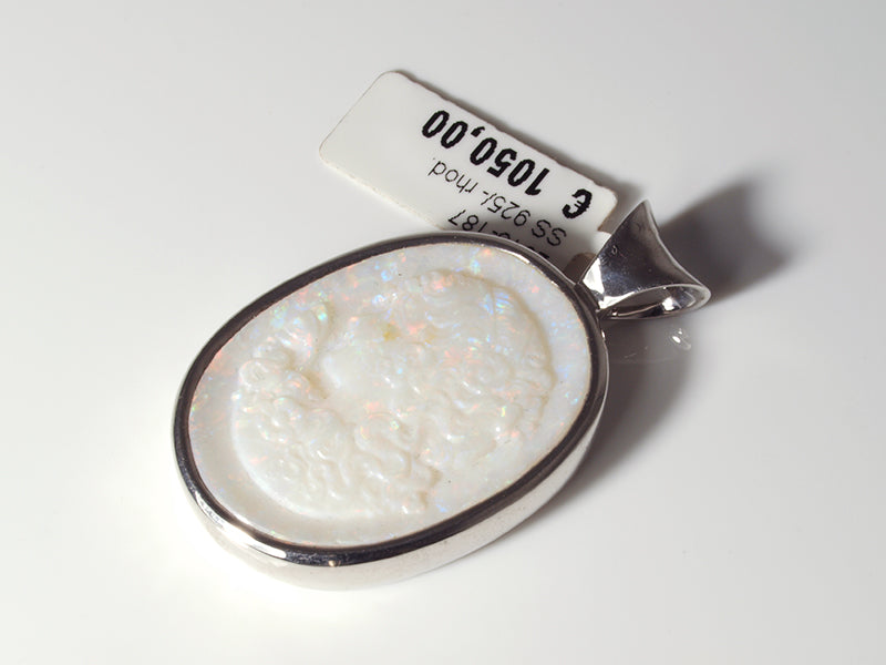 Opalanhänger aus Silber mit Opal aus Australien