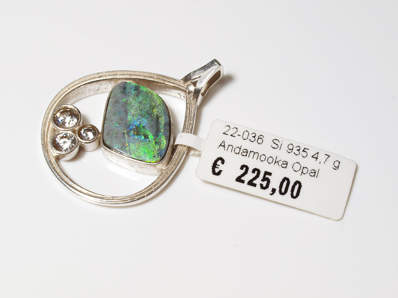 Opalschmuck, Anhänger aus Silber mit Andamooka-Opal aus Australien