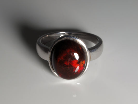 Ring aus Silber mit Opal aus Äthiopien