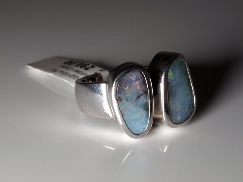 Ring aus Silber mit Opal aus Australien