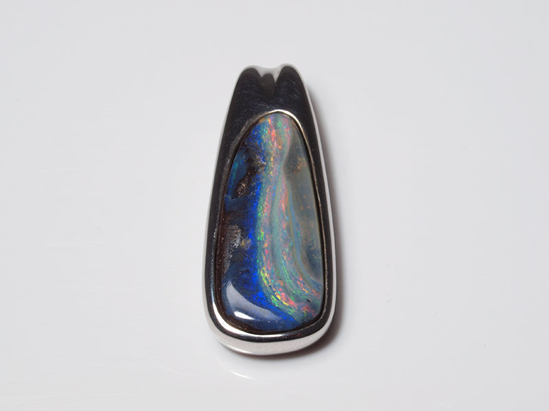 Opalschmuck - Anhänger aus Silber mit Boulder-Opal